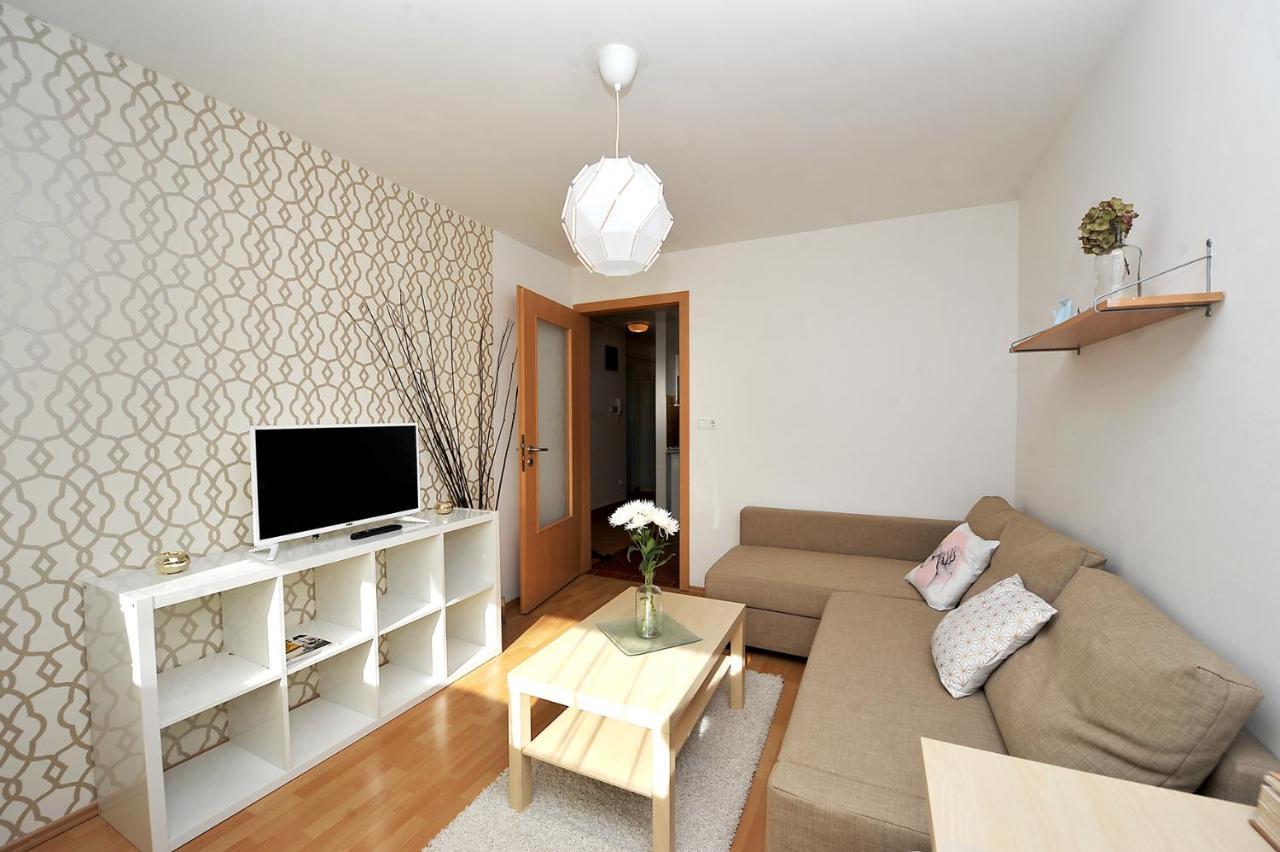 Ihome Apartment 5.0 Печ Екстериор снимка